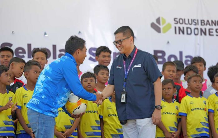 Peduli Olahraga, SBI Resmikan Sekolah Sepak Bola Dynamix