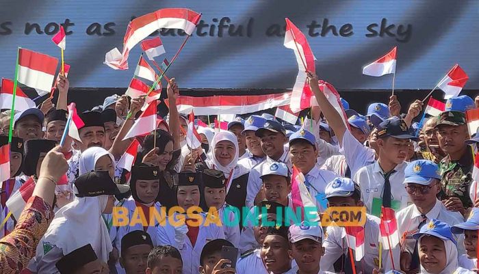 MPLS Serentak Jenjang SMA/SMK/SLB di Jawa Timur, Gubernur Khofifah Tekankan Tak Boleh Ada Kekerasan