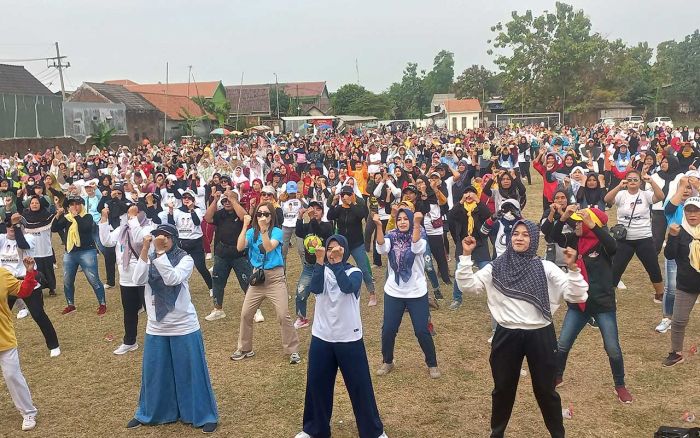 Ribuan Emak-Emak di Mojokerto Antusias Ikuti Senam Sehat Bersama Ning Hana