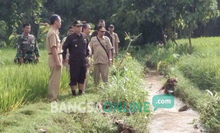  Wabup Kediri Tinjau banjir Luapan Kali Bangke Tarokan