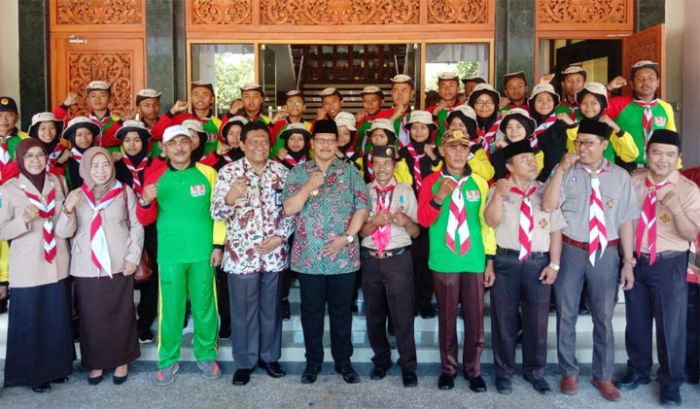 Wabup Mohni Berangkatkan Kontingen Pramuka Kwartir Bangkalan ke Banyuwangi Ikuti Jambore