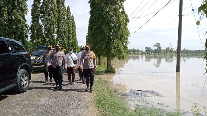 ​Kapolres Ngawi Lakukan Pengecekan Daerah Rawan Banjir di Kecamatan Pangkur