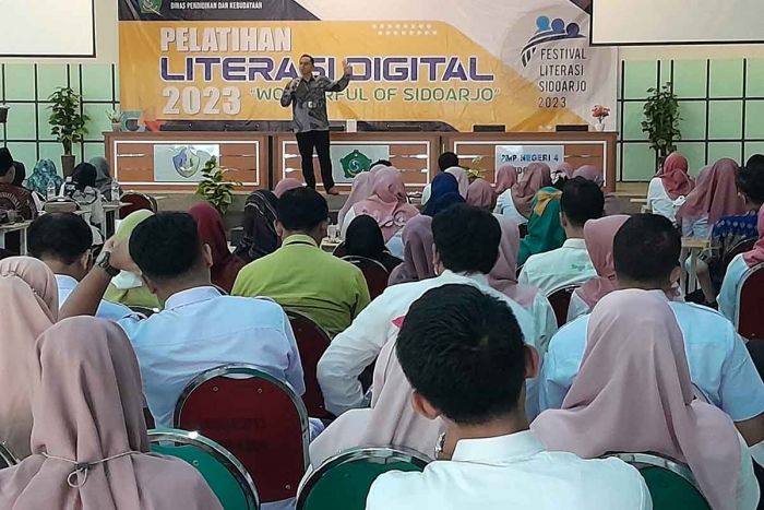 Tangkal Konten Negatif, Dikbud Sidoarjo Bekali Literasi Digital untuk Guru SD dan SMP