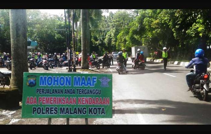 Razia Gabungan Polres Malang dan UPT Dispenda Jatim, 100 Pelanggar Ditilang