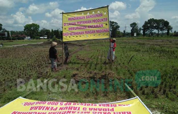 Meski Diprotes Petani, Pembangunan SMPN 3 Kota Blitar di Kelurahan Tanggung Tetap Dilanjutkan
