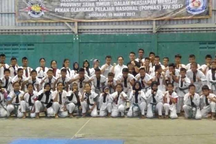 Jelang Popnas 2017, Ketua KONI Sidoarjo Suntik Semangat Atlet Tarung Derajat 