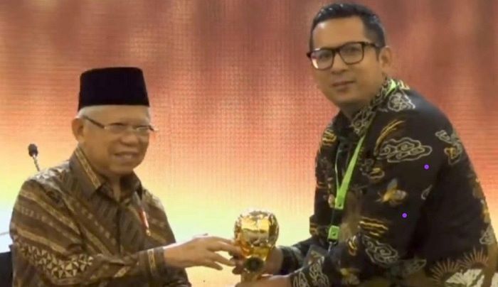 Termasuk Pj Wali Kota Mojokerto, Wapres Berikan Penghargaan UHC Awards pada 493 Kepala Daerah