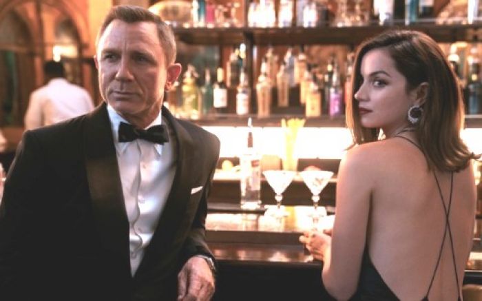 MGM Tawarkan James Bond untuk Streaming Senilai Rp 8,8 Triliun