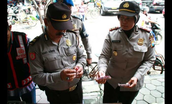 Jelang Tahun Baru, Polres Gresik Gencar Razia Petasan