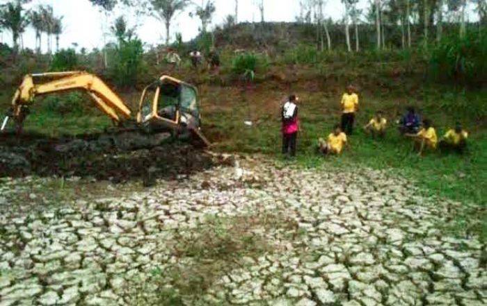 Kerap Alami Kesulitan Air saat Kemarau, Desa Putukrejo Malang Dibangunkan Embung