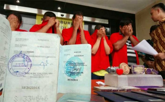 Unit Jatanras Polrestabes Surabaya Ringkus 5 Pelaku Pemalsuan Buku Uji Kir