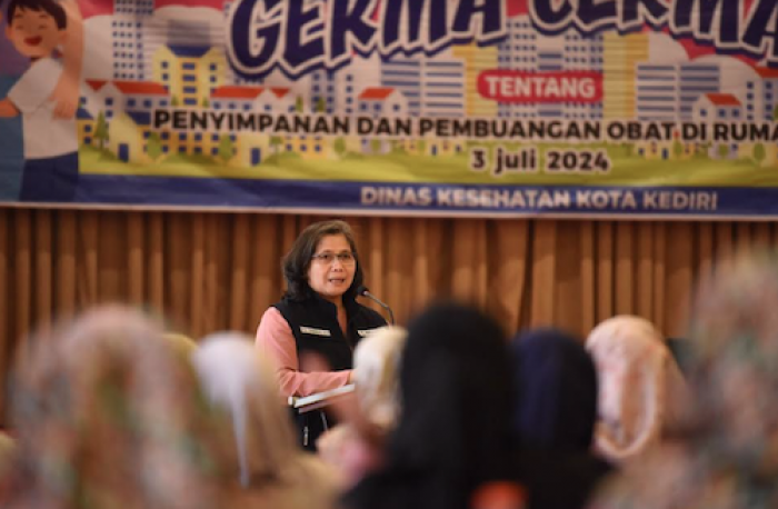 Buka Pelatihan Kader GEMA CERMAT, Pj Wali Kota Kediri Berharap Masyarakat Teredukasi Kelola Obat