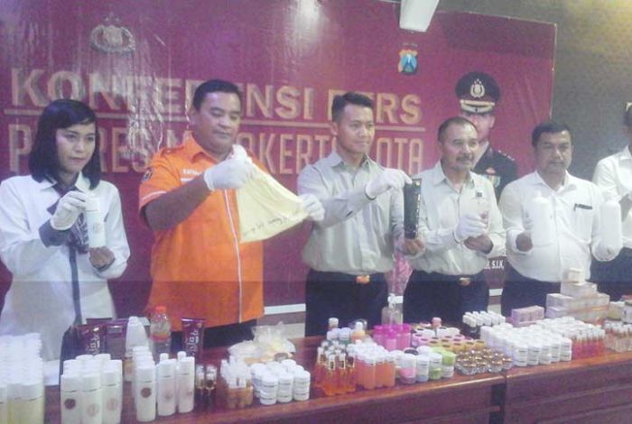 Penjualan Kosmetik Ilegal di Kota Mojokerto Dibongkar Polisi