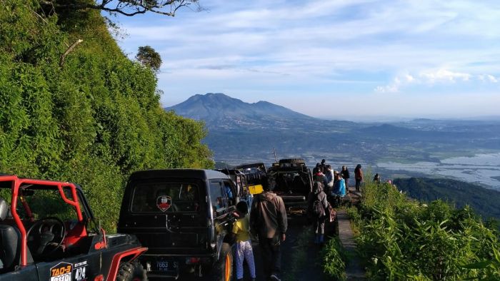 Sewa Jip Wisata di Gunung Telemoyo Jawa Tengah, Berikut Harganya
