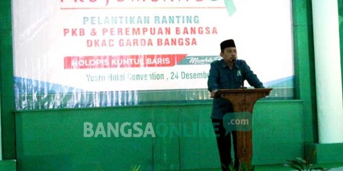 Ketua DPC PKB Jombang, Subaidi Mukhtar saat memberikan sambutan dalam pembukaan Musyawarah Cabang Partai Kebangkitan Bangsa Jombang, di Hotel Yusro, Sabtu (24/12). foto: ROMZA/ BANGSAONLINE