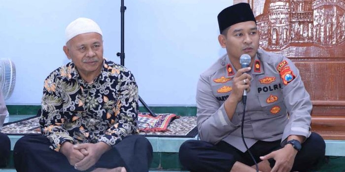 ​jumat-curhat-wakapolres-ngawi-berpesan-waspada-terhadap-pelaku-curanmor-di-bulan-ramadhan