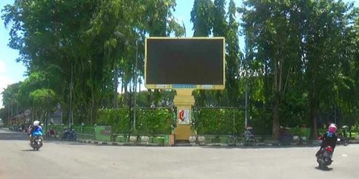 Videotron di Alun-Alun Bojonegoro bisa dimanfaatkan untuk nobar semifinal Piala Asia U-23 2024 yang mempertemukan Indonesia Vs Uzbekistan.