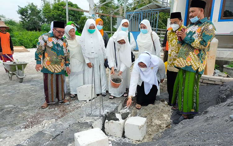 Tingkatkan Layanan Kesehatan RSI Mabarrot Dan Muslimat NU Bungah Kerja