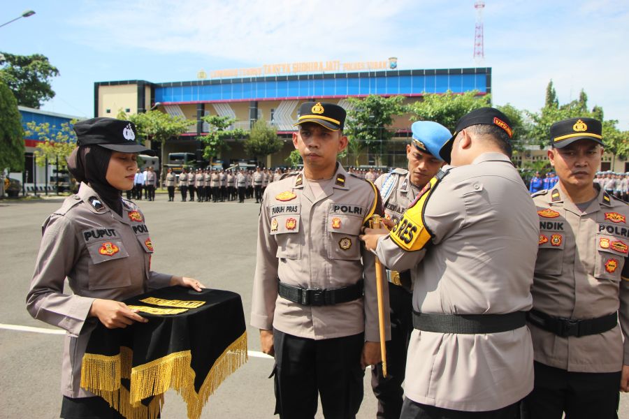 Kapolres Tuban, AKBP William Cornelis Tanasale saat mengukuhkan 3 Pamapta