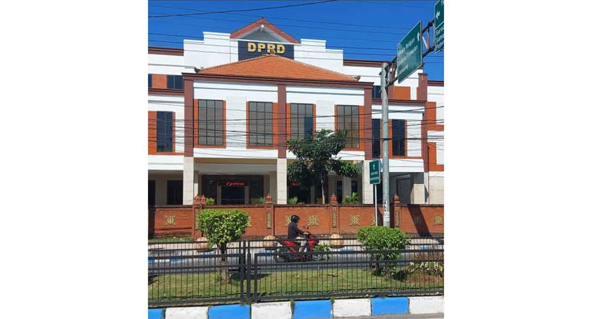 Gedung DPRD Kabupaten Mojokerto.