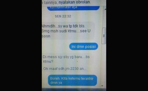 Percakapan sang pilot melalui message facebook saat mengajak Mawar untuk bertemu. foto: bangsaonline.com