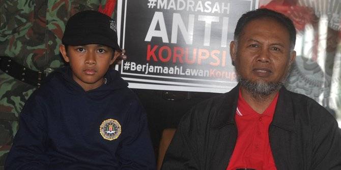 Bambang Widjojanto dan anaknya. Foto: merdeka.com