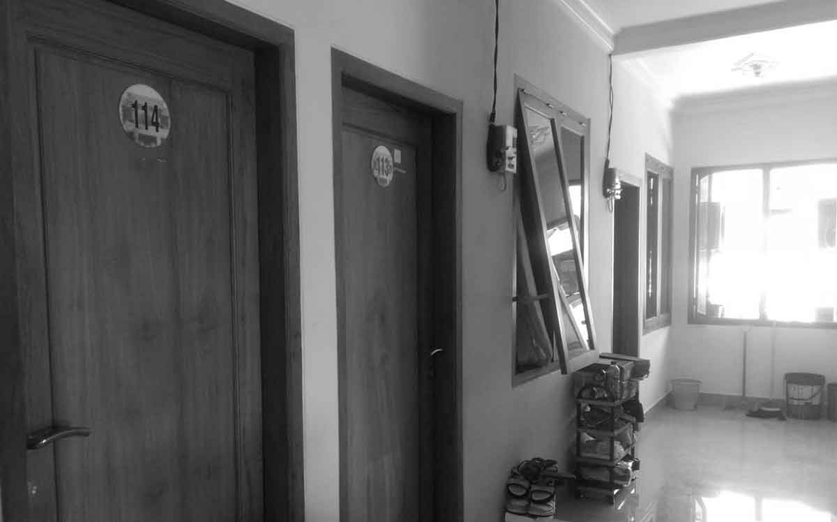 Lokasi penemuan seorang perempuan pemandu lagu atau LC yang tewas di Sidoarjo.