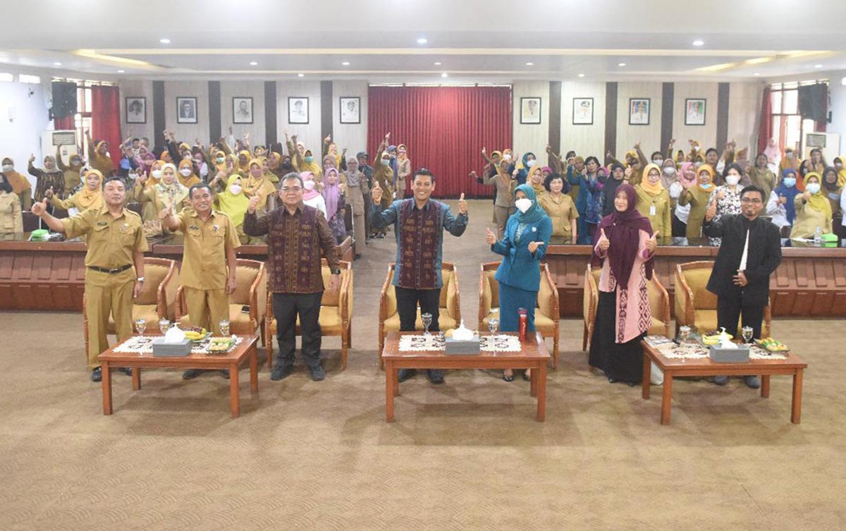 Wali Kota Kediri: Perempuan dan Laki-Laki Miliki Peran Sama dan Tidak Dapat Dibedakan