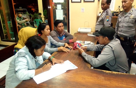 Para pelaku saat didata di Polsek Kota Banyuwangi.