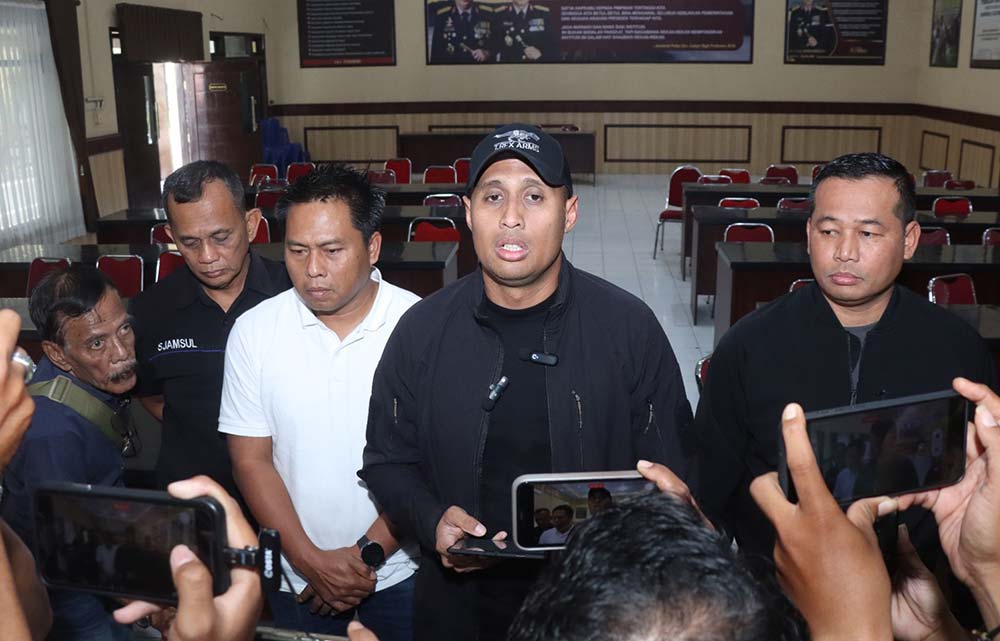 Kapolres Blitar Kota, AKBP Titus Yudho Uly, saat menyampaikan keterangan.