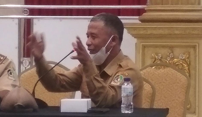 Kepala Desa Banyuanyar, Supardi.