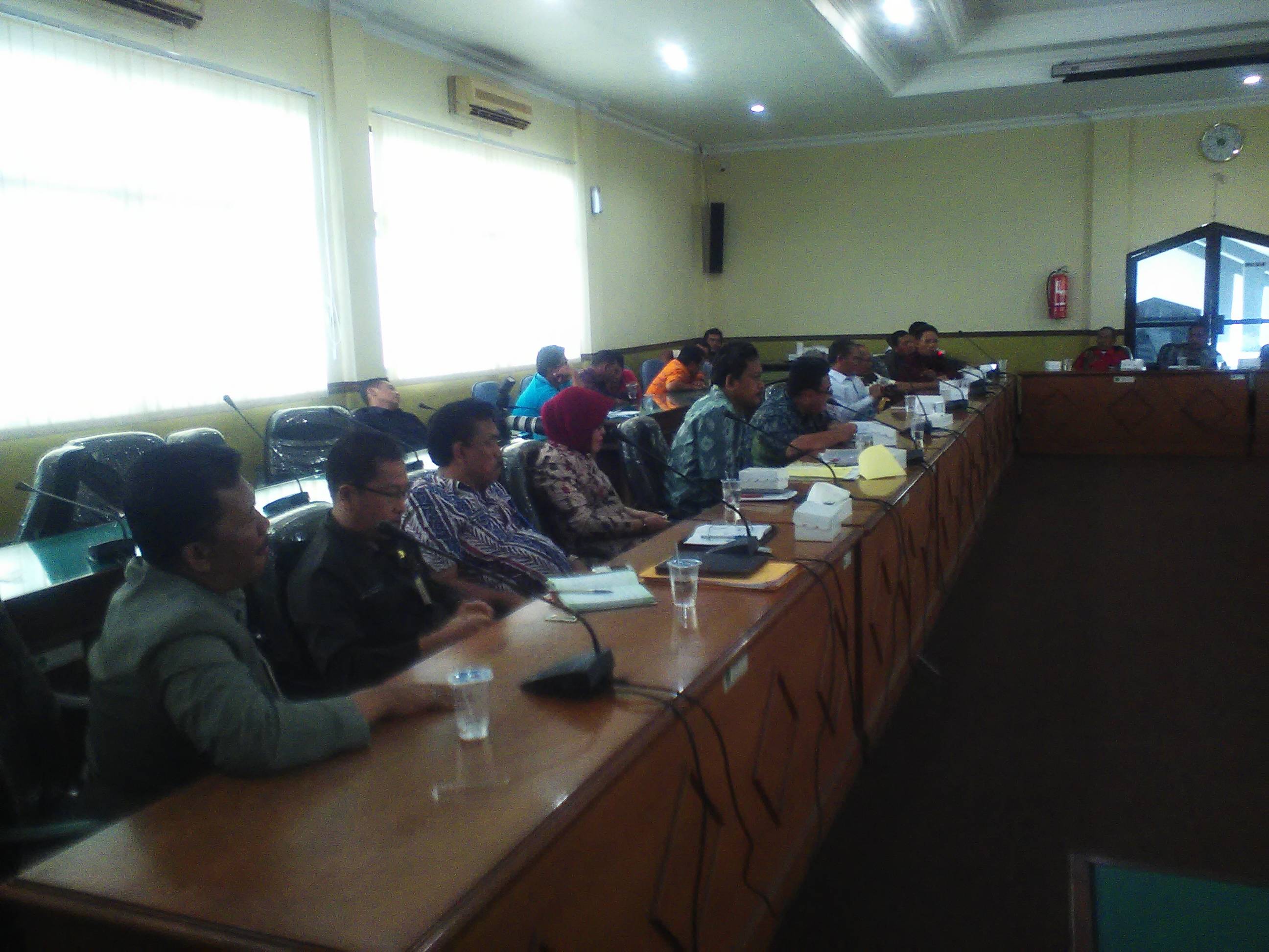 Pansus Lumpur Lapindo Ngacir, Petani Tambak Korban Lapindo Kecewa