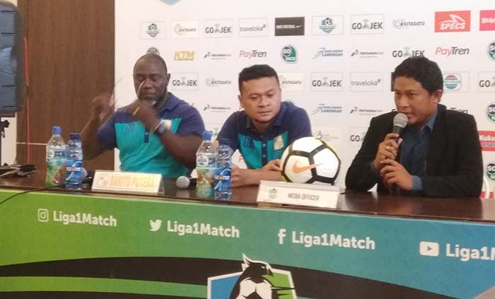 Jackson F Tiago saat sesi Pre Match di Lamongan.