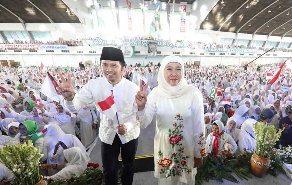 Gelar Doa Bersama Sambut Kemenangan, Puluhan Ribu Masyarakat Siap Kawal Suara Khofifah-Emil