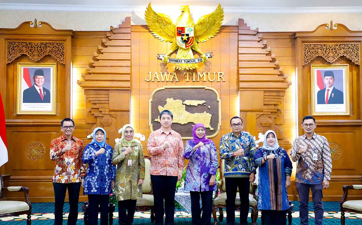 Terima Kunjungan Konjen RRT di Surabaya, Gubernur Khofifah Bahas Peluang Kerja Sama Pelbagai Sektor