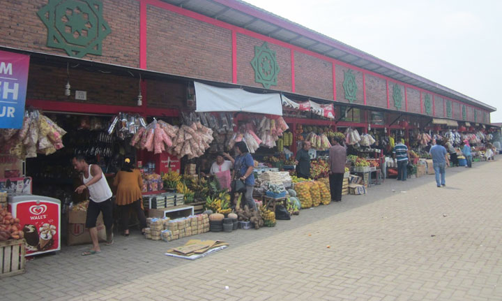 Pasar Buah Prigen, salah satu pasar yang bakal direvitalisasi tahun ini.