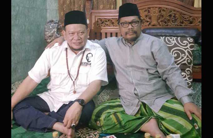 Gus Nur bersama Ketua Kadin Jatim La Nyalla Mahmud Mattalitti. foto; SYUHUD/ BANGSAONLINE