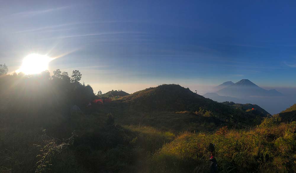 Sering Dianggap Sama, ini Perbedaan Gunung dan Bukit yang Perlu Diketahui