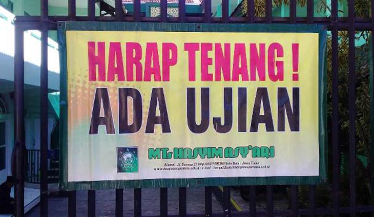 Siswa kelas IX MTs Hasyim Asyari Kota Batu melaksanakan UAMBN. Sedangkan kelas VII dan VIII diliburkan.