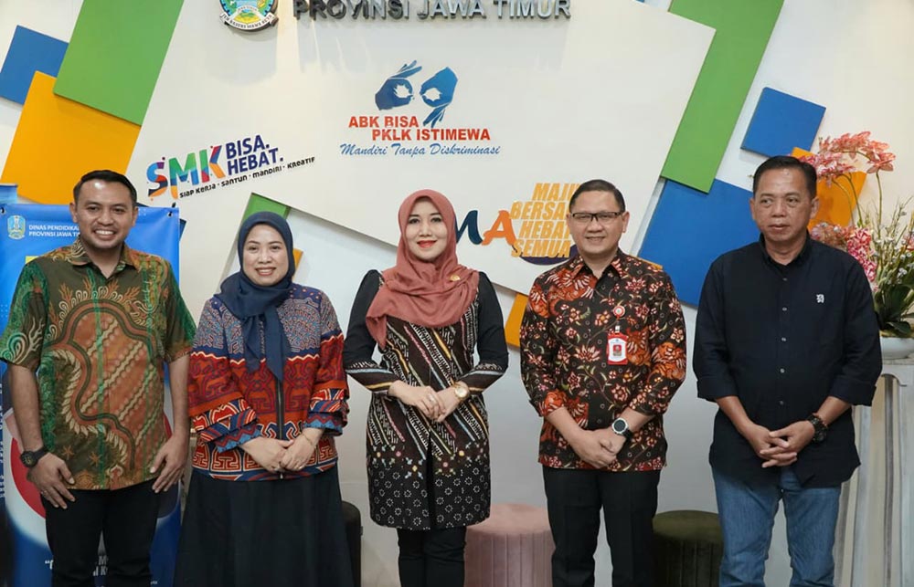 Anggota DPD RI Lia Istifhama saat melakukan kunjungan ke Dindik Jatim di Surabaya, Kamis (2/4/2026).