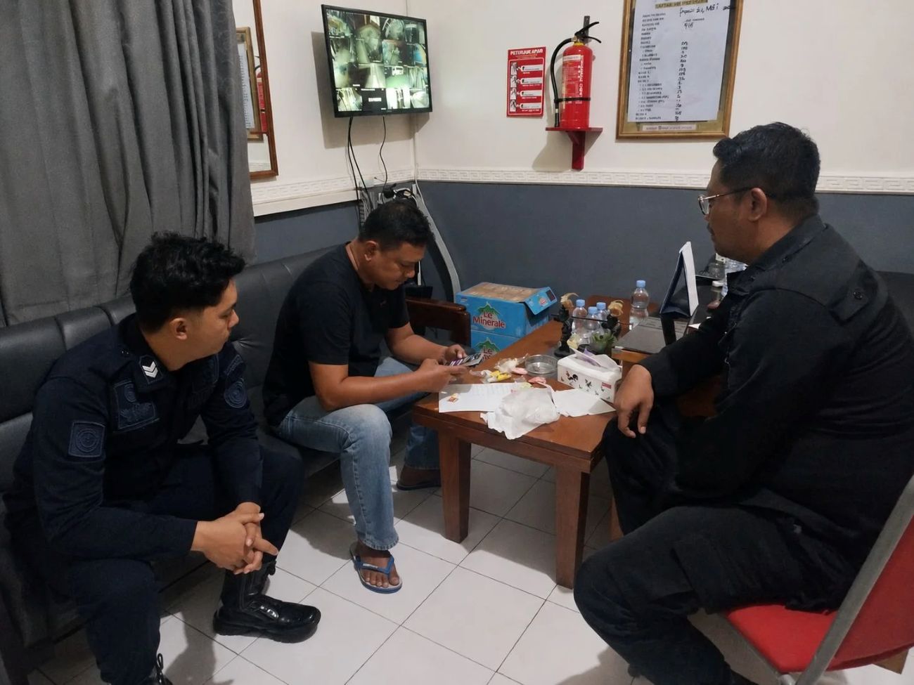 Petugas Lapas Tuban Gagalkan Penyelundupan 177 Butir Obat saat Jam Kunjungan