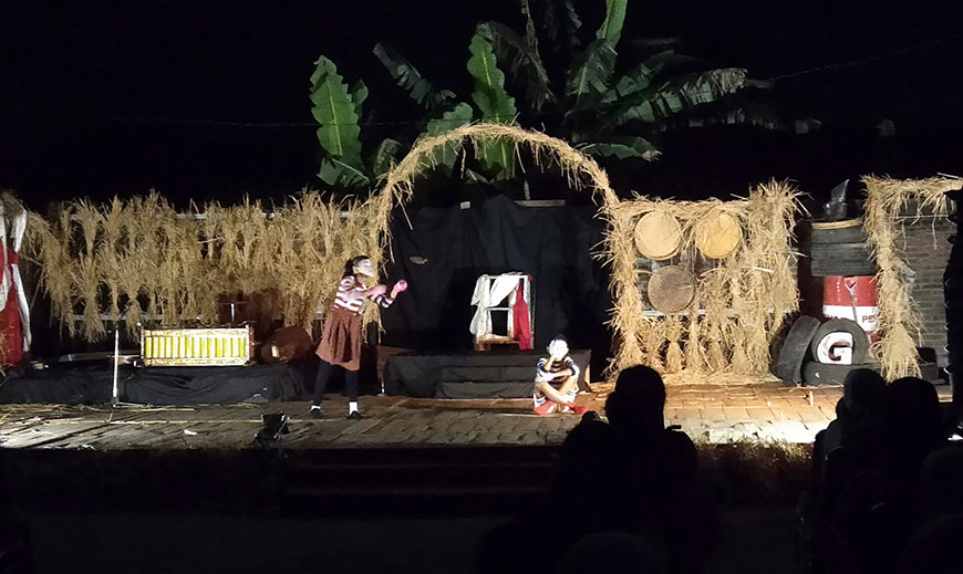 Theater Granggang tampilkan cerita Onthel Bung Karno.