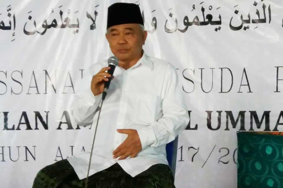 Dr KH Asep Saifuddin Chalim, MA, saat menyampaikan mauidzah hasanah dan do