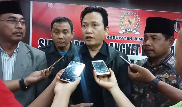 Wakil Ketua LPSK RI Edwin Partogi Pasaribu memberikan keterangan.