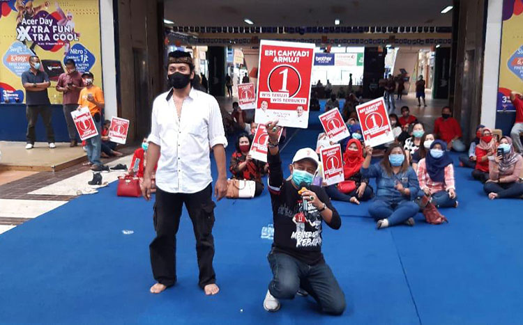 Para Pedagang Hitech Mall Siap Golkan Armuji Jadi Wawali Surabaya