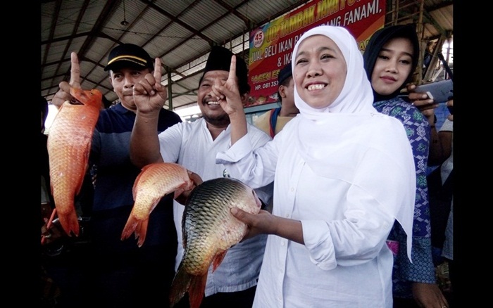 Khofifah Berharap Pasar Ikan Lamongan Dilakukan Penataan