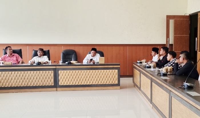 Grapeksi saat audiensi dengan Badan Anggaran (Banggar) DPRD Bangkalan, Senin (13/6/2022).