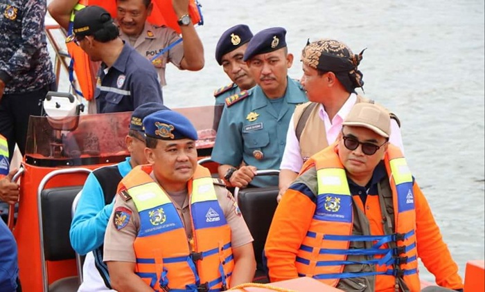 Antisipasi Gelombang Tinggi, Wabup Probolinggo Bersama OPD Susuri Pantai dan Laut