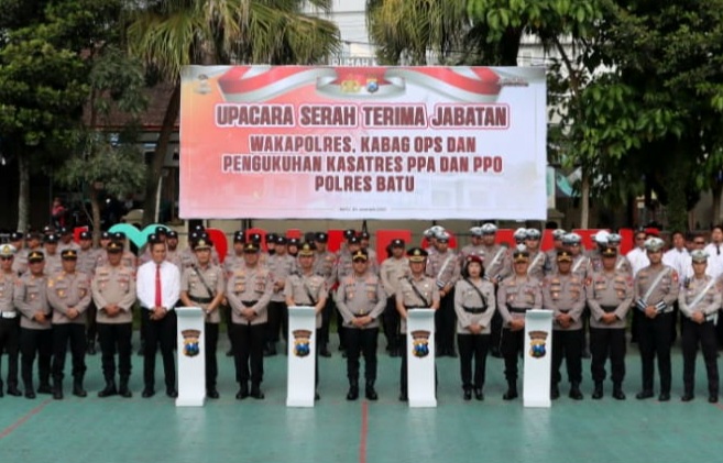 Upacara Sertijab Wakapolres dan Kabag Ops, sekaligus pengukuhan Kasatres PPA-PPO
