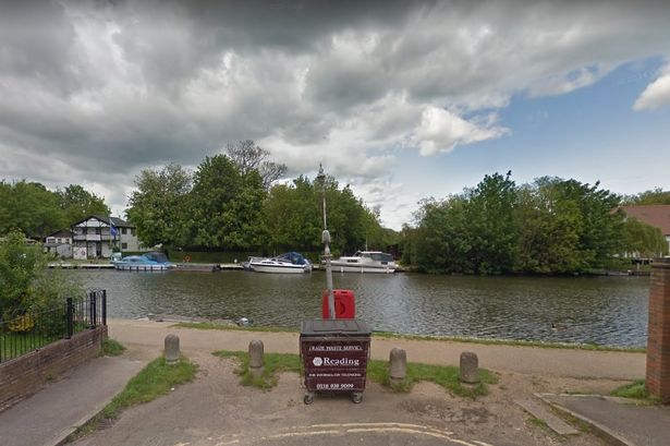 Tepi sungai ini jadi saksi, pria perkosa pria. foto: mirror.co.uk